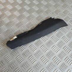 Aizmugurējas salona statnes apdare priekš BMW 530D E61 2006 TOURING BLUE