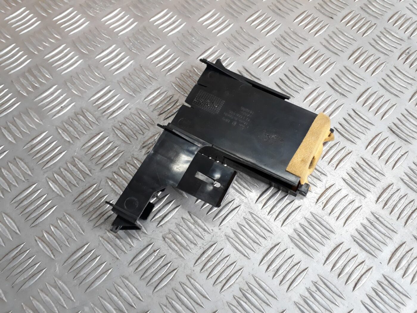 Salona plastmasa priekš SEAT IBIZA 2005 5 Salona plastmasa priekš SEAT IBIZA 2005