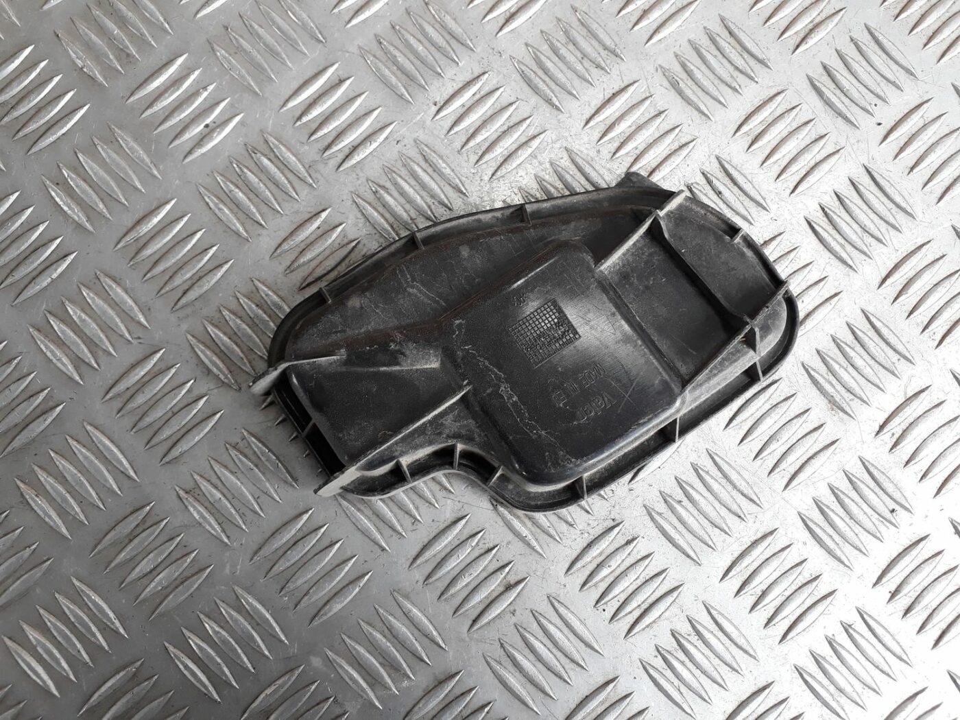 Priekšēja luktura vāks priekš SEAT IBIZA 2005 3 Priekšēja luktura vāks priekš SEAT IBIZA 2005