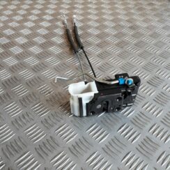 Priekšējo labo durvju slēdzene priekš HYUNDAI I20 2011