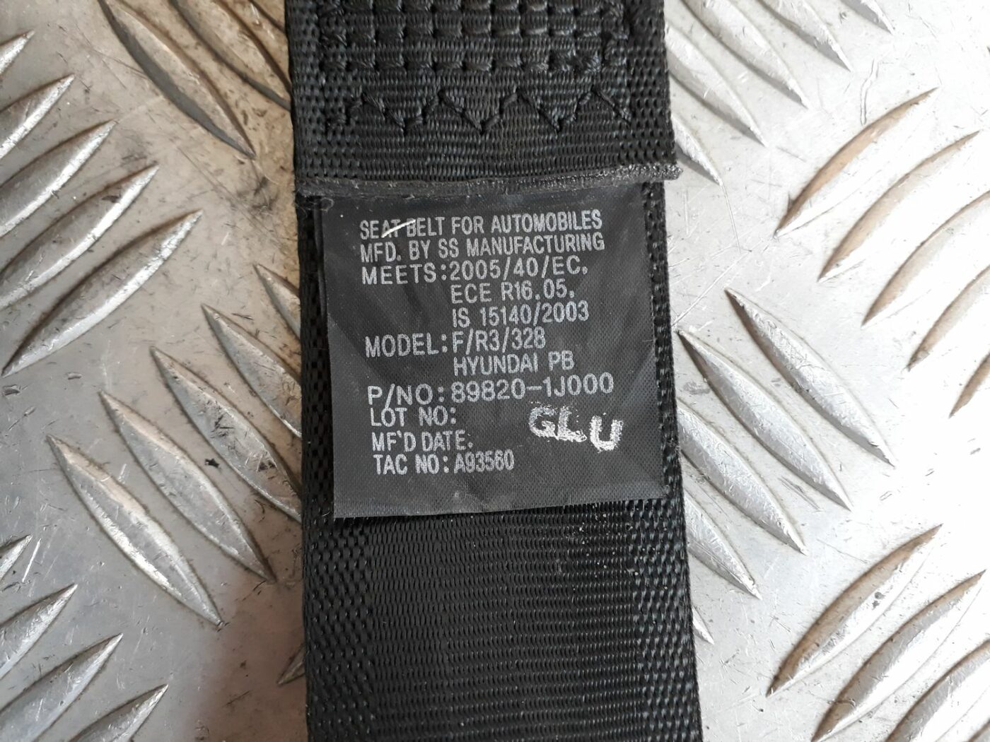 Aizmugurējā labā drošības josta priekš HYUNDAI I20 2011