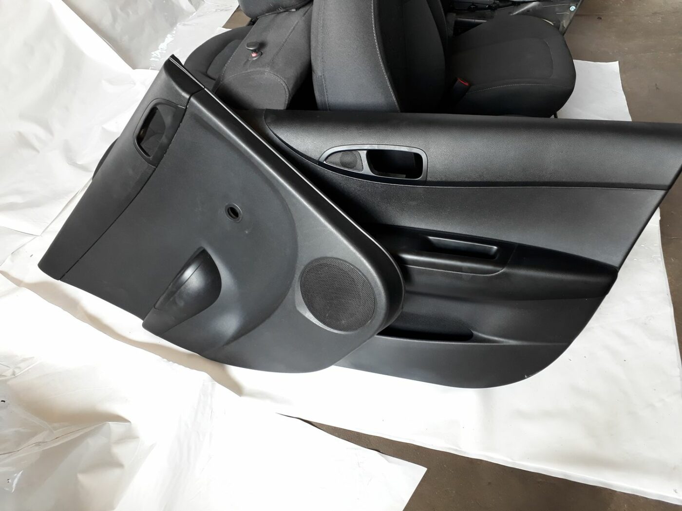 Sēdekļu komplekts priekš HYUNDAI I20 2011 25 Sēdekļu komplekts priekš HYUNDAI I20 2011