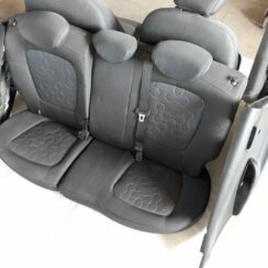 Sēdekļu komplekts priekš HYUNDAI I20 2011