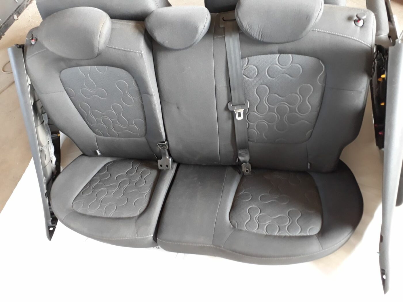 Sēdekļu komplekts priekš HYUNDAI I20 2011 21 Sēdekļu komplekts priekš HYUNDAI I20 2011