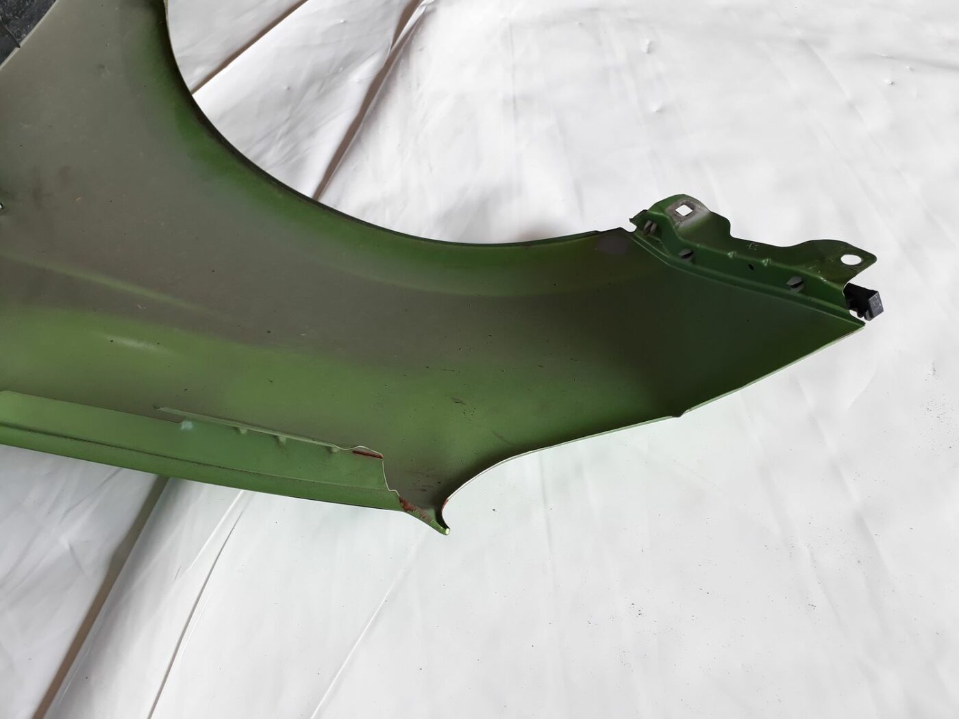 Priekšējais labais spārns priekš HYUNDAI I20 2011 6 Priekšējais labais spārns priekš HYUNDAI I20 2011