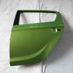 Aizmugurējās kreisās durvis priekš HYUNDAI I20 2011