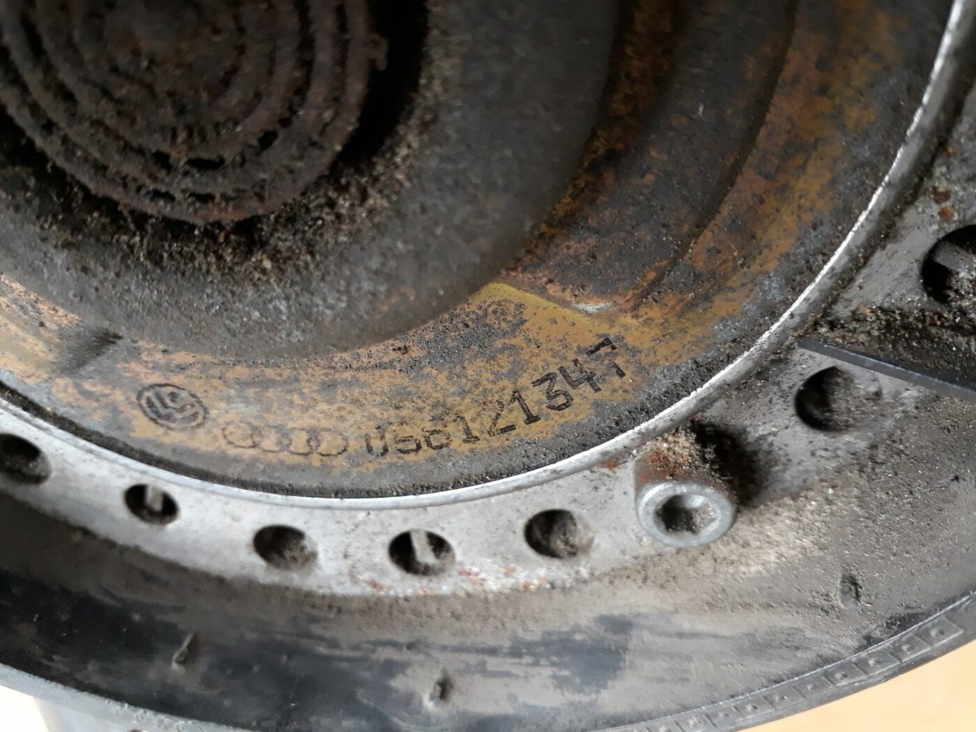 Dzesēšanas radiatora ventilators priekš AUDI A4 1999