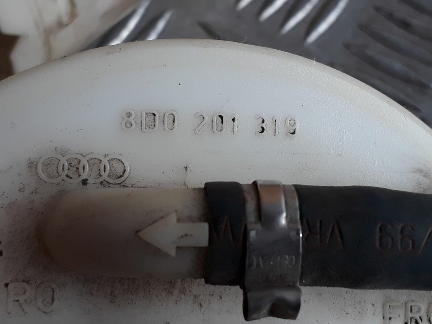 Degvielas tvertnes sūknis priekš AUDI A4 1999 5 Degvielas tvertnes sūknis priekš AUDI A4 1999