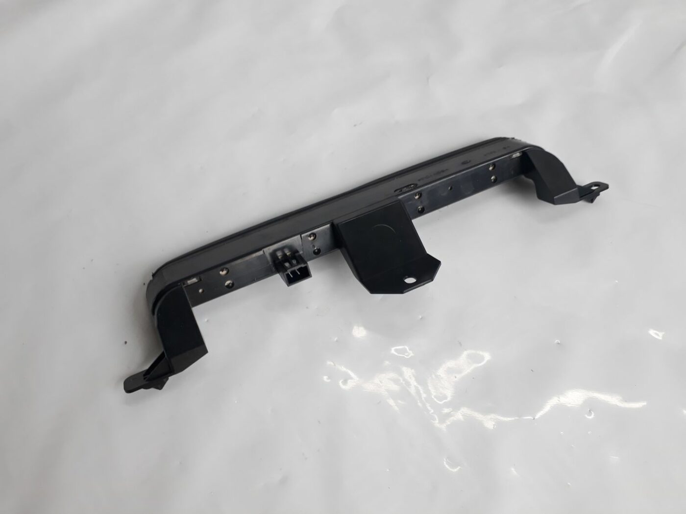 Stop signāls priekš VOLVO V70 2010 3 Stop signāls priekš VOLVO V70 2010