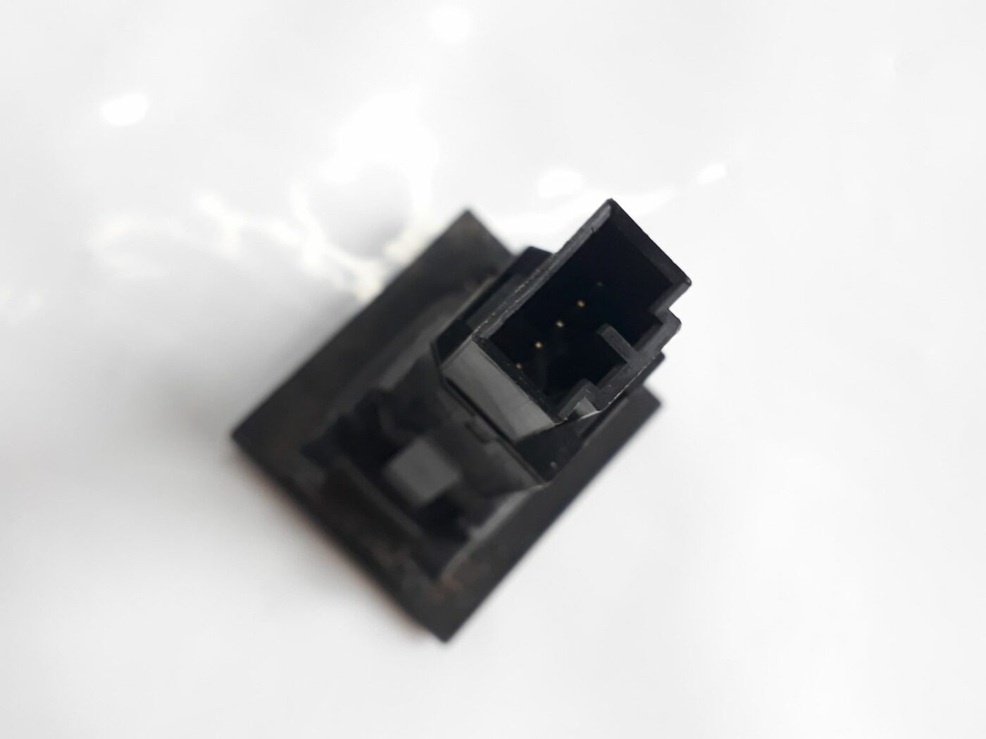 Trauksmes poga priekš VOLVO V70 2010 3 Trauksmes poga priekš VOLVO V70 2010