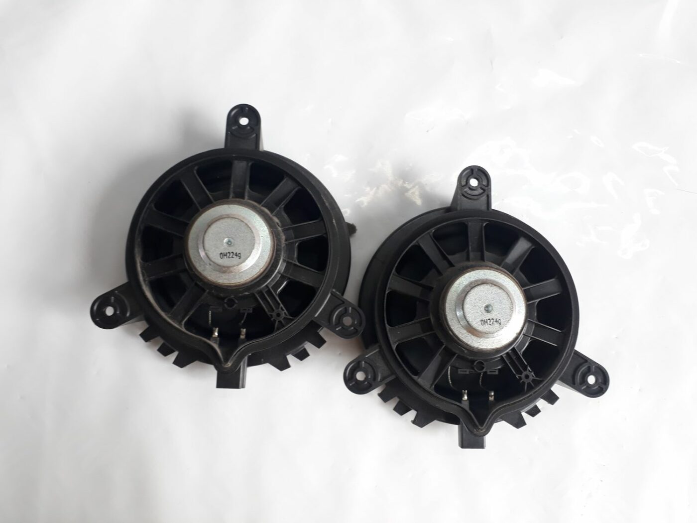 Durvju skaļrunis, apakšā priekš VOLVO V70 2010 6 Durvju skaļrunis, apakšā priekš VOLVO V70 2010