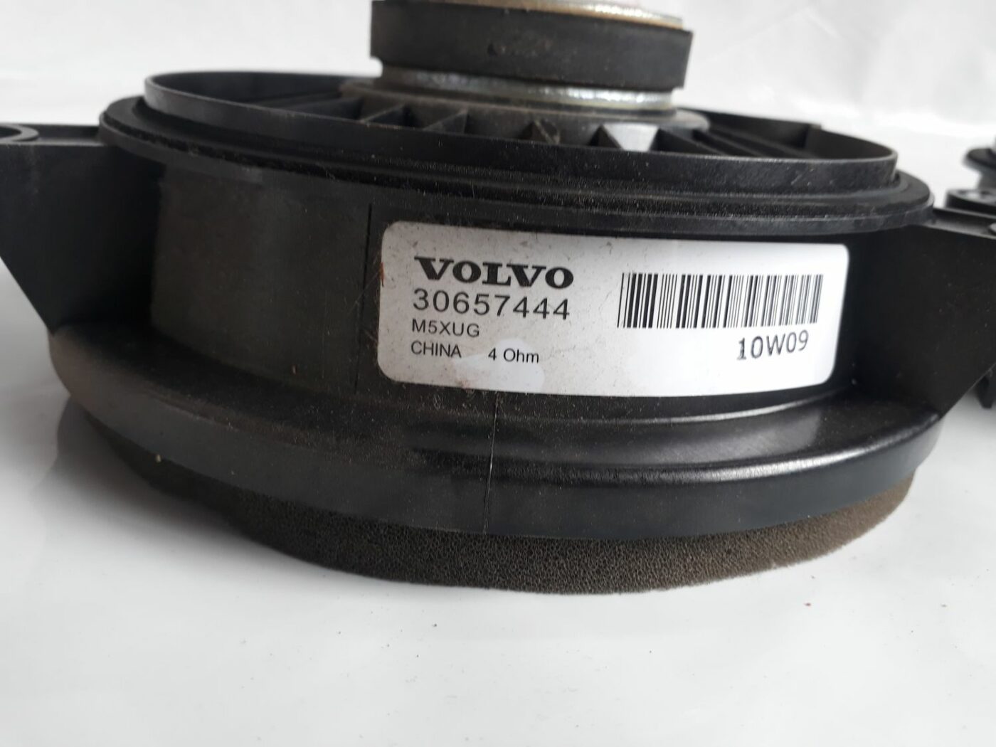 Durvju skaļrunis, apakšā priekš VOLVO V70 2010 3 Durvju skaļrunis, apakšā priekš VOLVO V70 2010