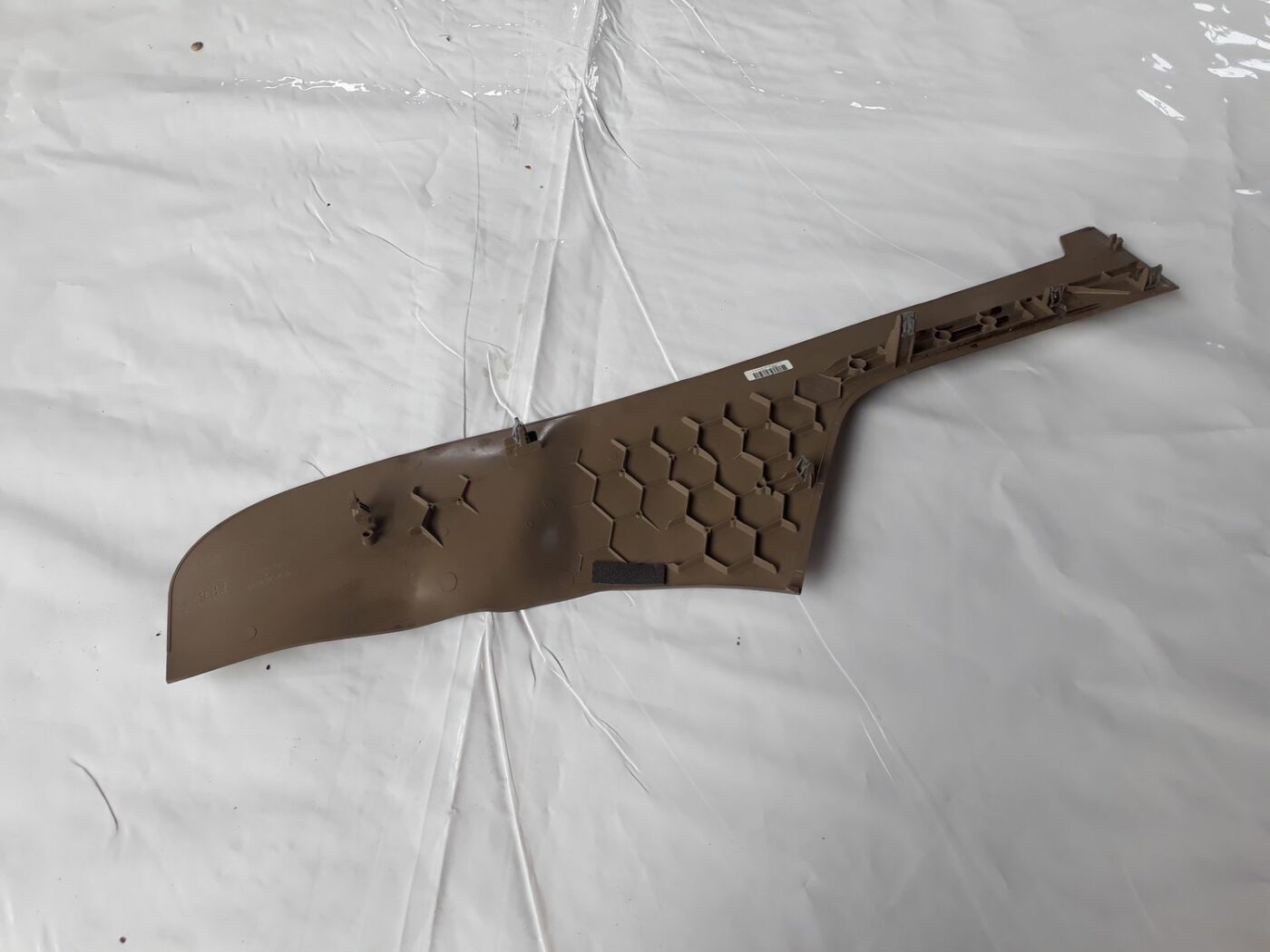 Centrālās konsoles (apdares) sānu panelis priekš VOLVO V70 2010