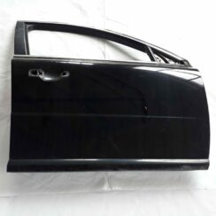 Priekšējās labās durvis priekš VOLVO V70 2010