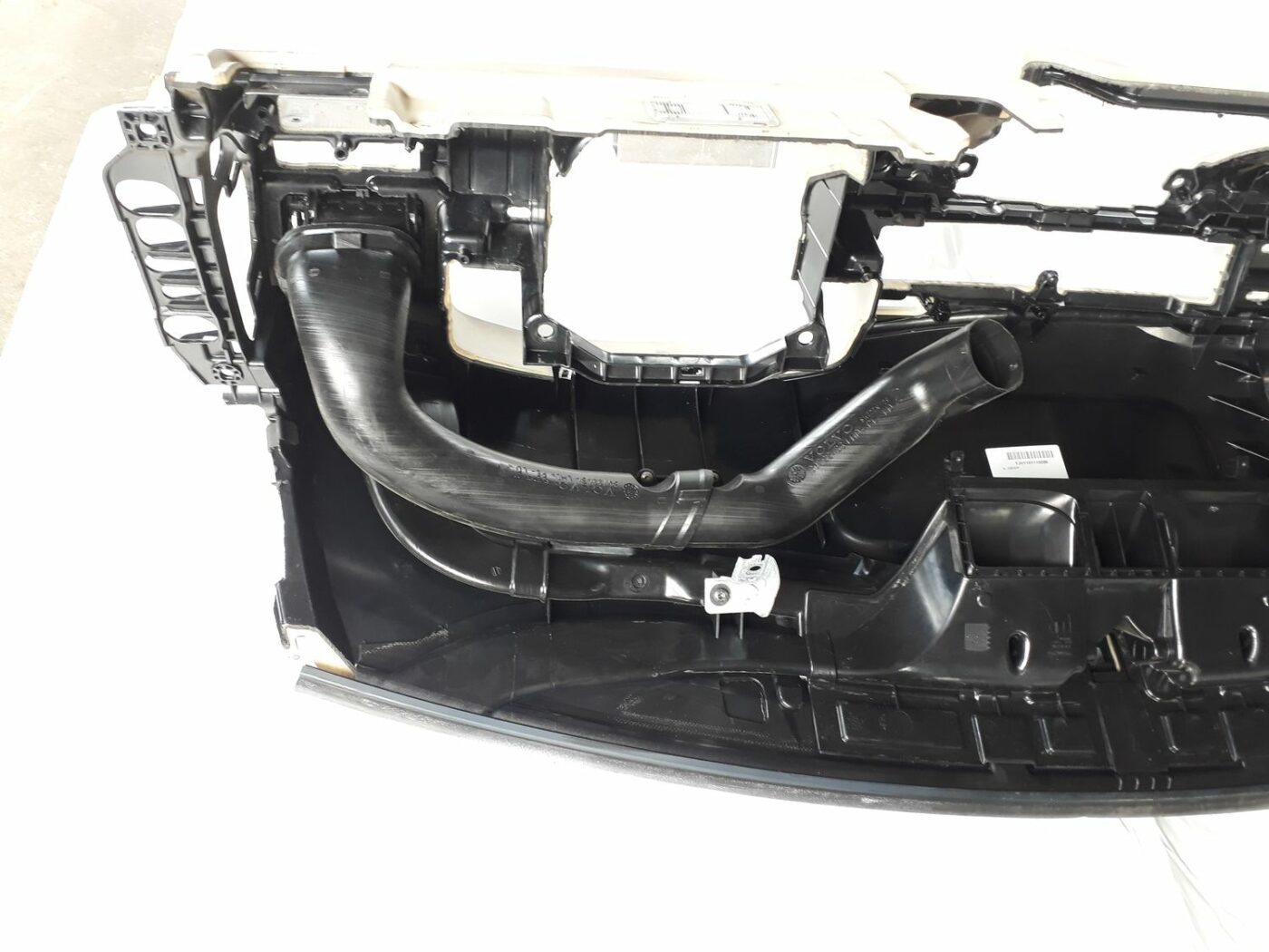 Mērinstrumentu panelis priekš VOLVO V70 2010