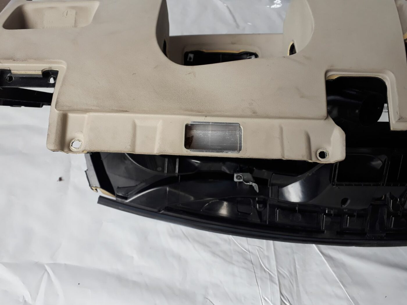 Mērinstrumentu panelis priekš VOLVO V70 2010