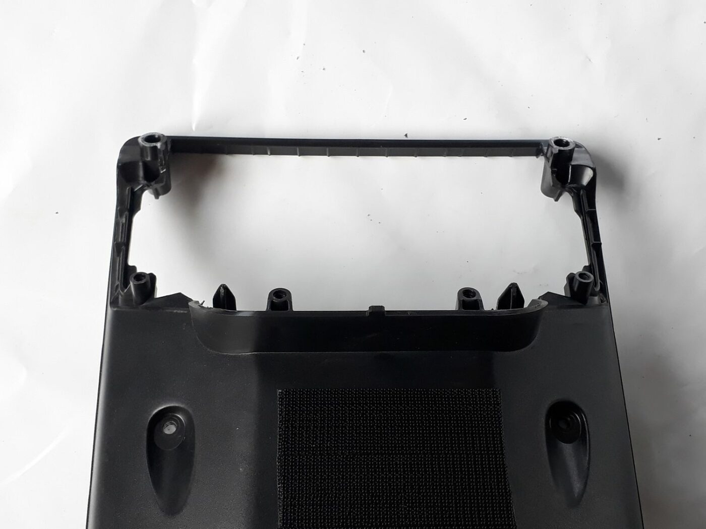 Centrālās konsoles iekšējā plastmasa priekš VOLVO V70 2010 5 Centrālās konsoles iekšējā plastmasa priekš VOLVO V70 2010