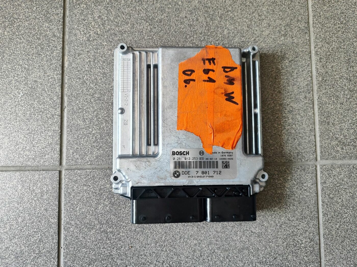 Dzinēja vadības bloks priekš BMW 530D E61 2006 TOURING BLUE 2 Dzinēja vadības bloks priekš BMW 530D E61 2006 TOURING BLUE