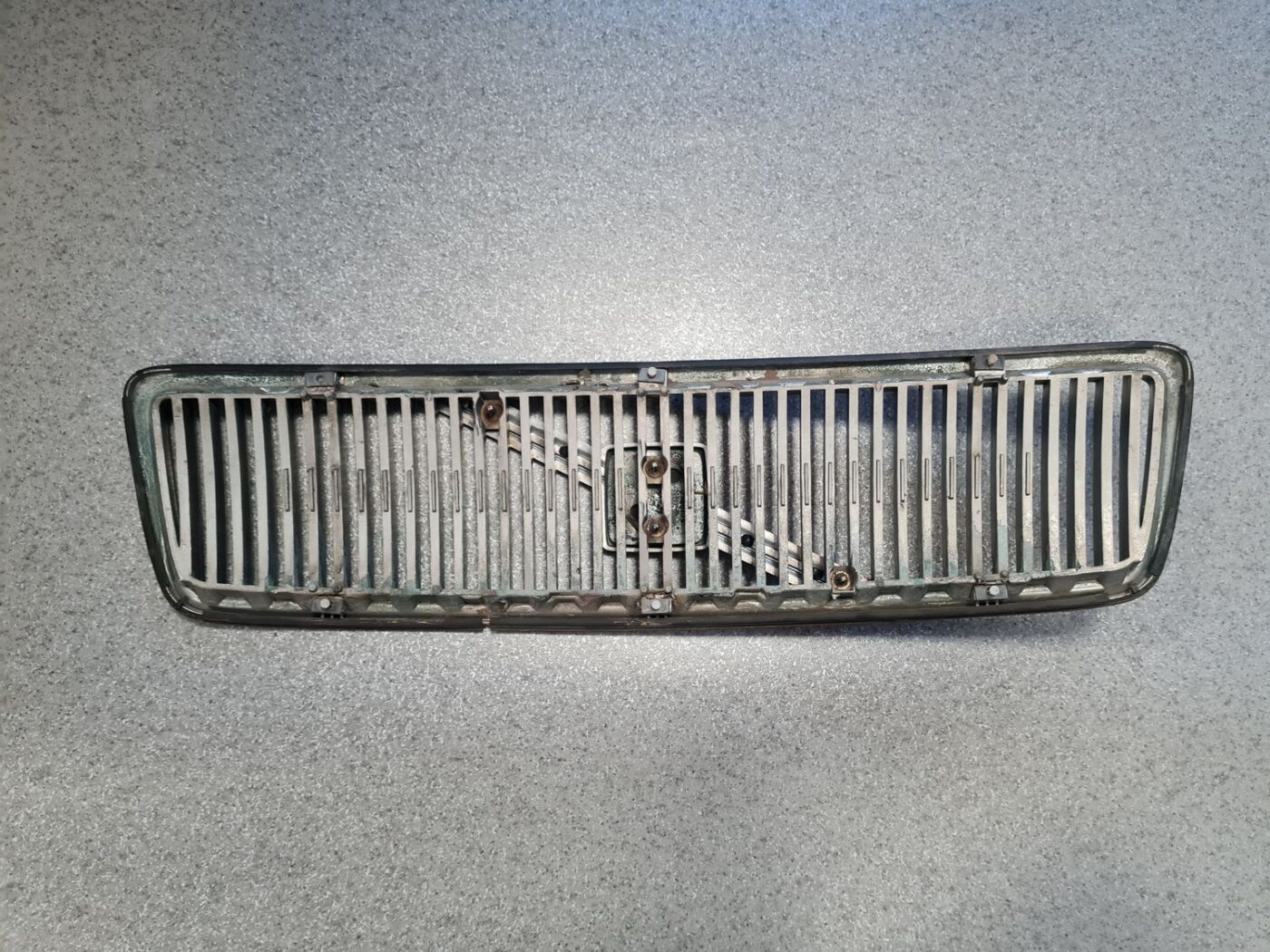 Pārsega reste priekš VOLVO V70 2000 9 Pārsega reste priekš VOLVO V70 2000