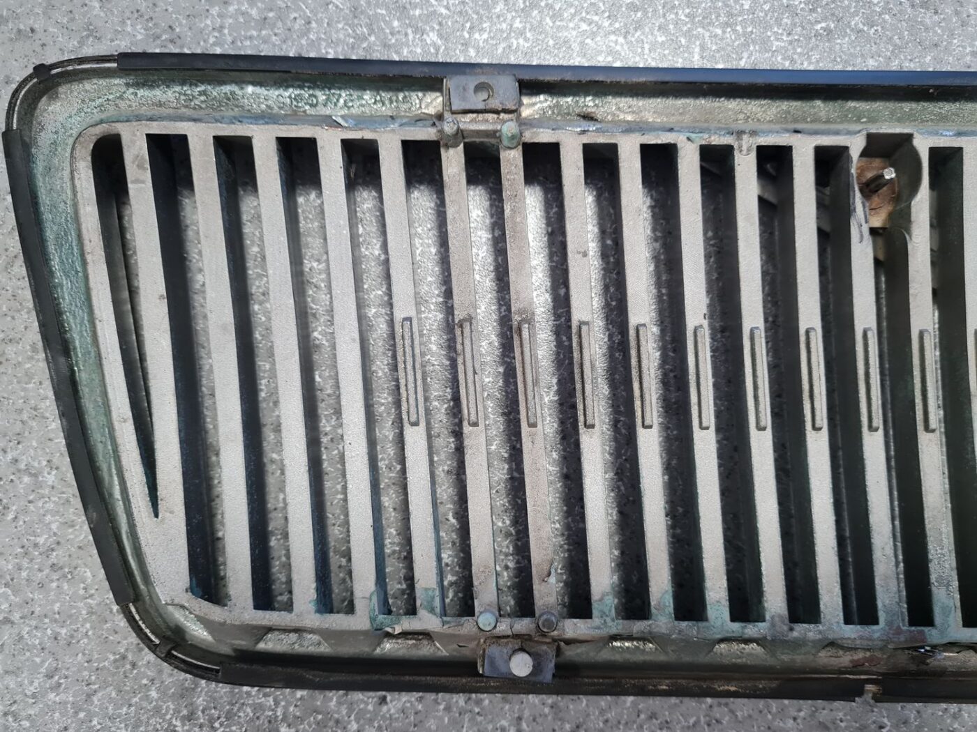 Pārsega reste priekš VOLVO V70 2000 8 Pārsega reste priekš VOLVO V70 2000