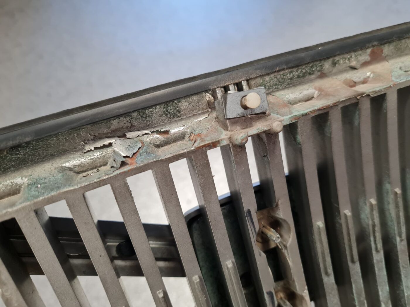 Pārsega reste priekš VOLVO V70 2000 4 Pārsega reste priekš VOLVO V70 2000