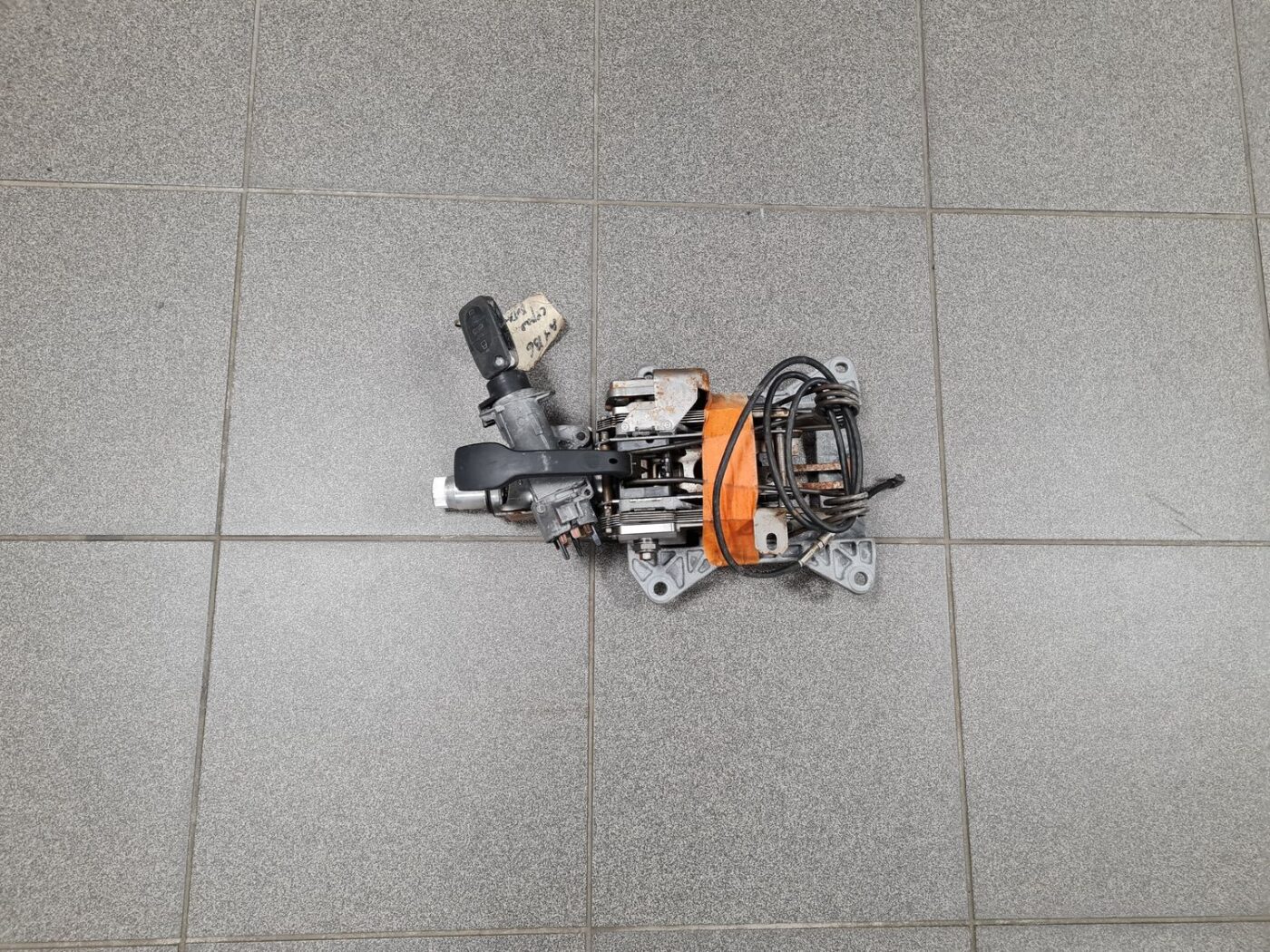 Stūres statne priekš AUDI A4 2001 SEDAN 1 Stūres statne priekš AUDI A4 2001 SEDAN