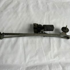 Vējstikla tīrīšanas mehānisms priekš VOLVO V70 2000