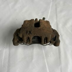 Priekšējais kreisais suports priekš VOLVO V70 2000