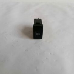 Aizmugurējā stikla apsildes ieslēgšanas poga priekš VW NEW BEETLE 2001