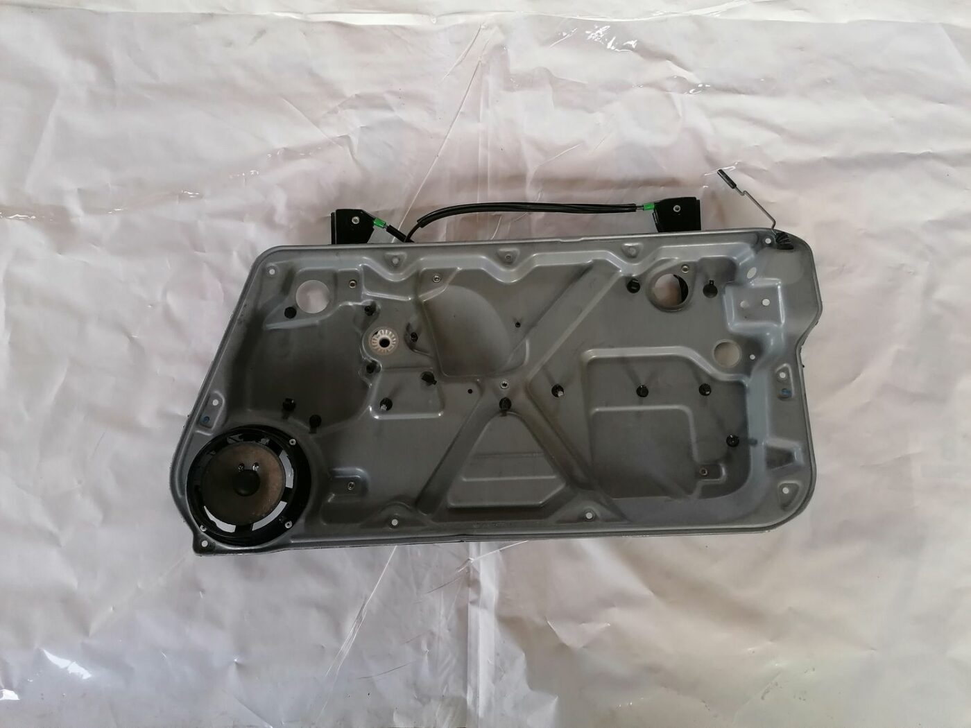 Stikla pacelšanas mehānisma panele priekš VW NEW BEETLE 2001