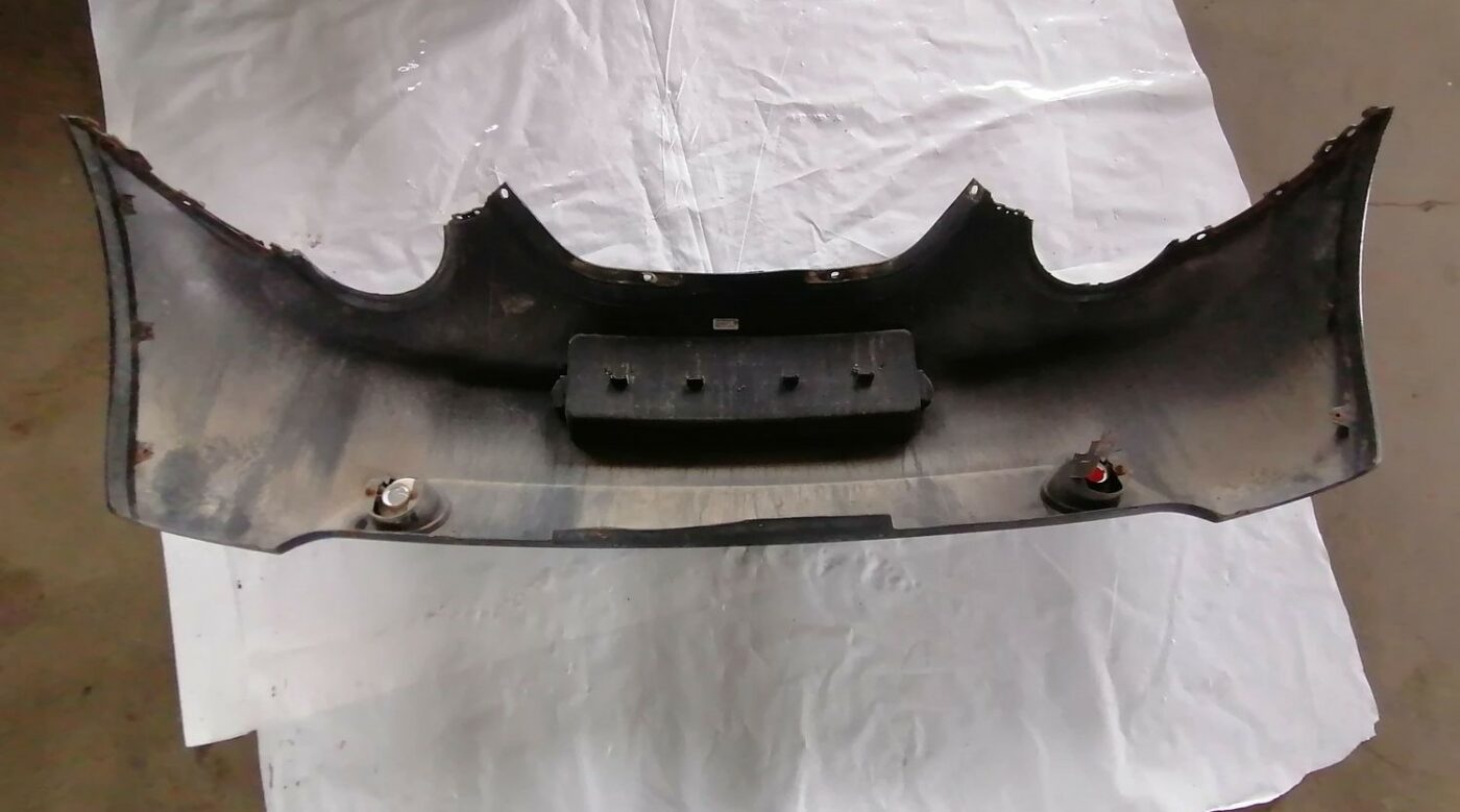 Aizmugures buferis priekš VW NEW BEETLE 2001