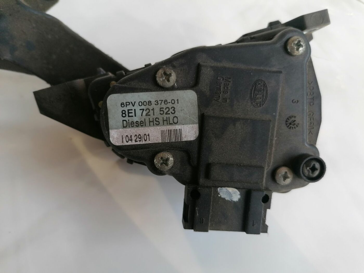 Gāzes pedālis priekš AUDI A4 2001 SEDAN 4 Gāzes pedālis priekš AUDI A4 2001 SEDAN