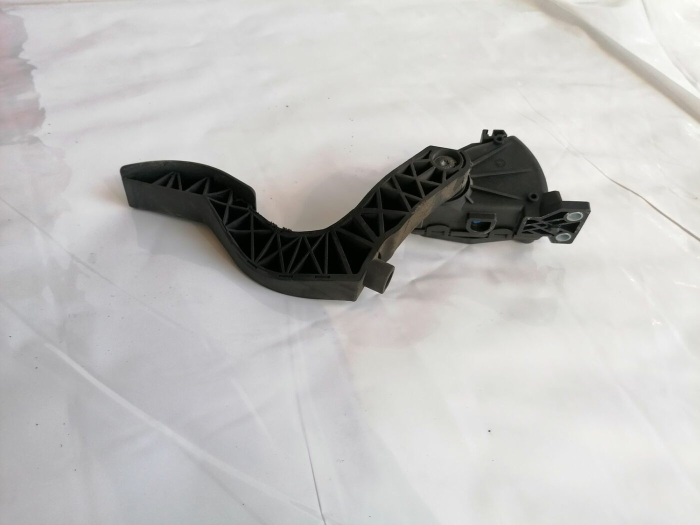 Gāzes pedālis priekš AUDI A4 2001 SEDAN 3 Gāzes pedālis priekš AUDI A4 2001 SEDAN