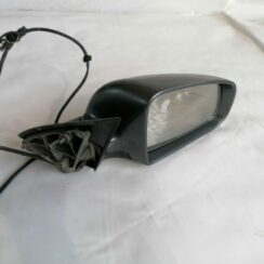Ārējais spogulis, pa labi priekš AUDI A4 2001 SEDAN