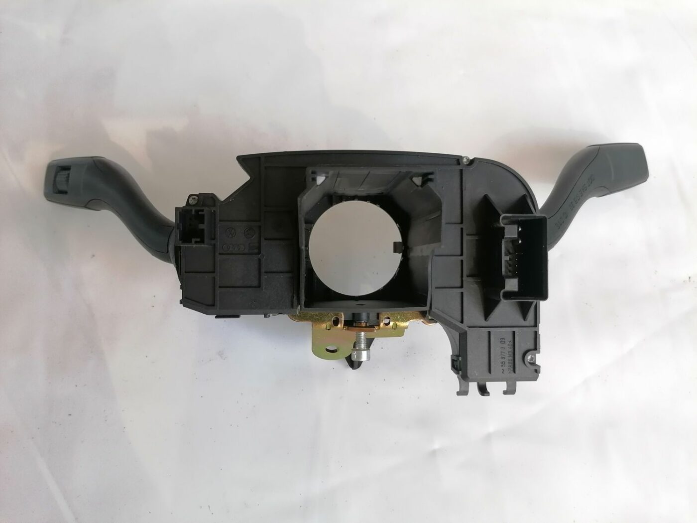 Stūres statnes slēdzis priekš AUDI A4 2001 SEDAN