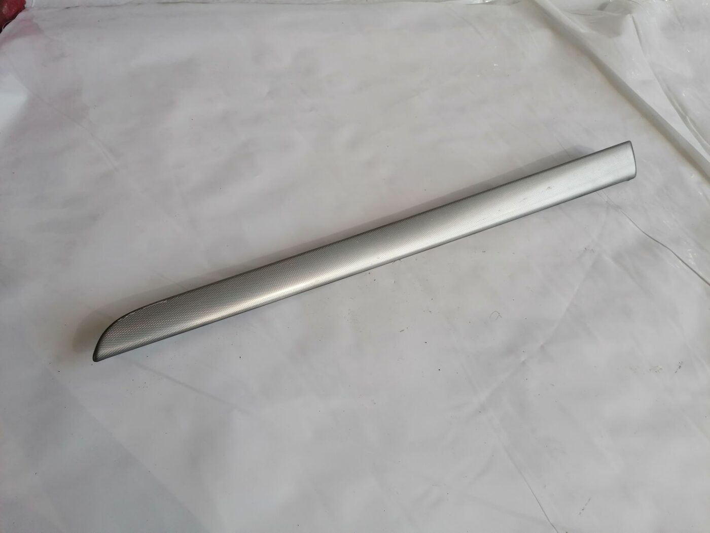 Mērinstrumentu paneļa dekoratīvā uzlika priekš AUDI A4 2001 SEDAN 1 Mērinstrumentu paneļa dekoratīvā uzlika priekš AUDI A4 2001 SEDAN