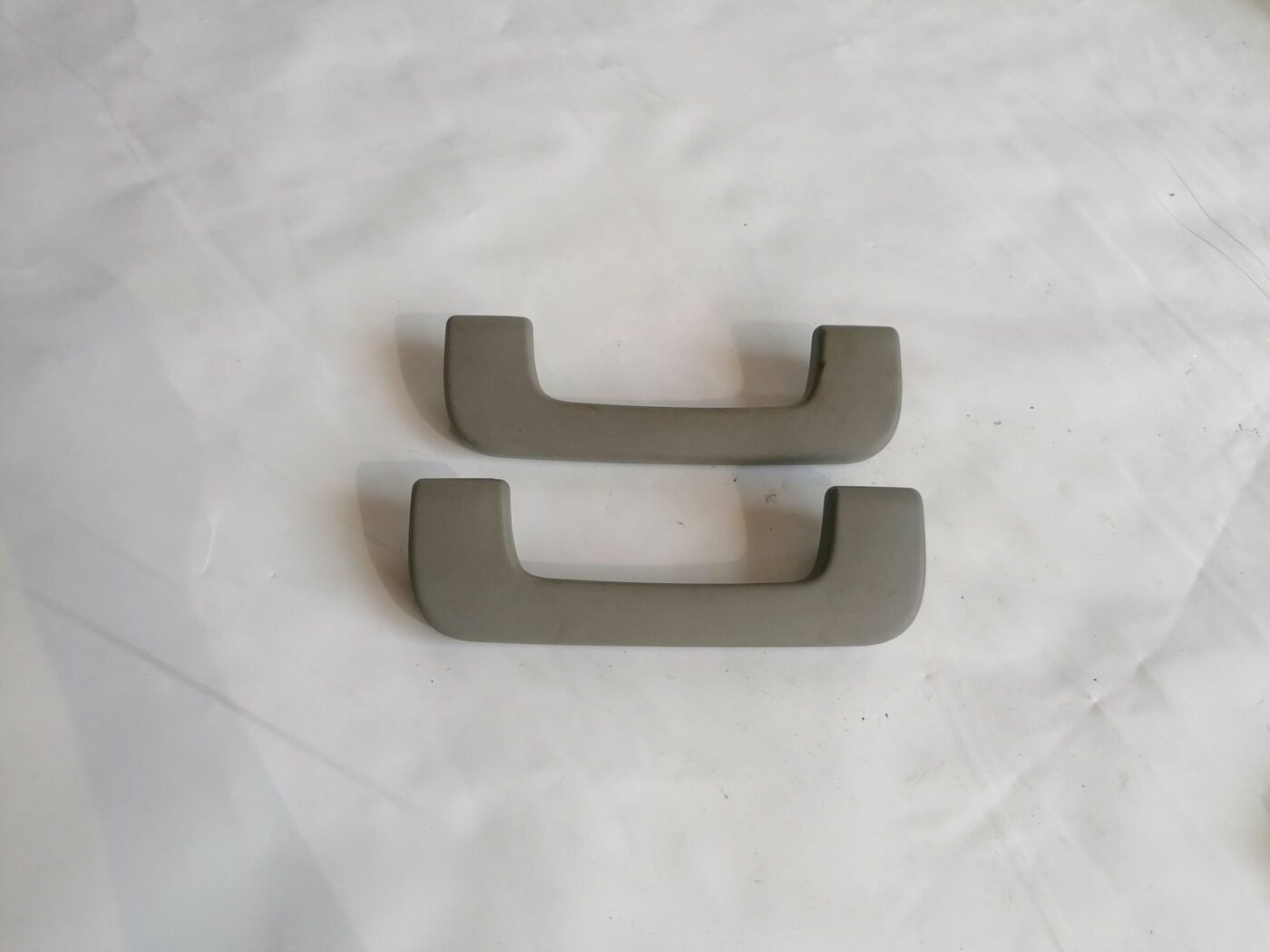 Salona rokturis griestos priekš AUDI A4 2001 SEDAN 1 Salona rokturis griestos priekš AUDI A4 2001 SEDAN