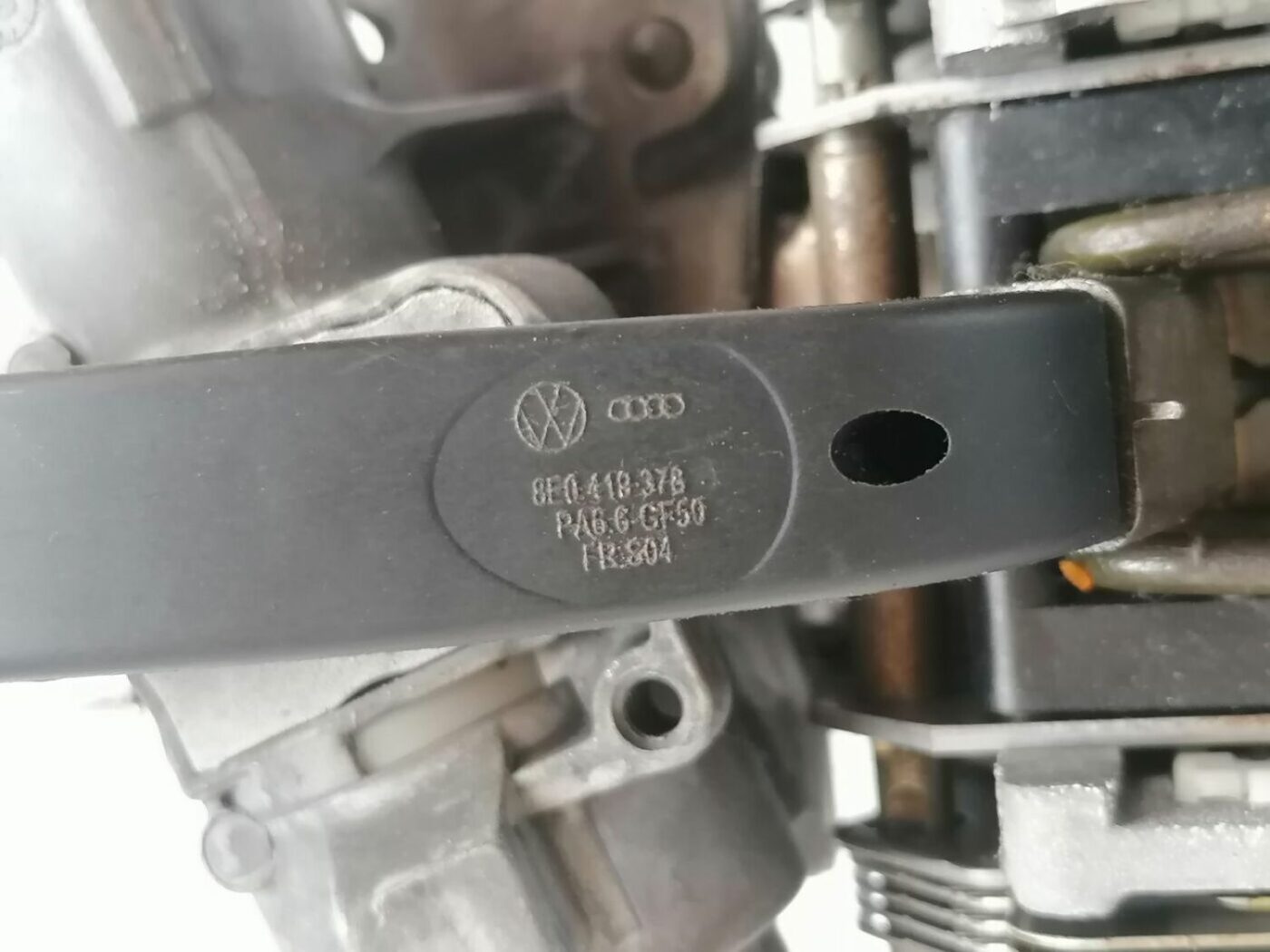 Stūres statne priekš AUDI A4 2001 SEDAN 6 Stūres statne priekš AUDI A4 2001 SEDAN