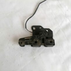 Pārsega slēdzene priekš AUDI A4 2001 SEDAN