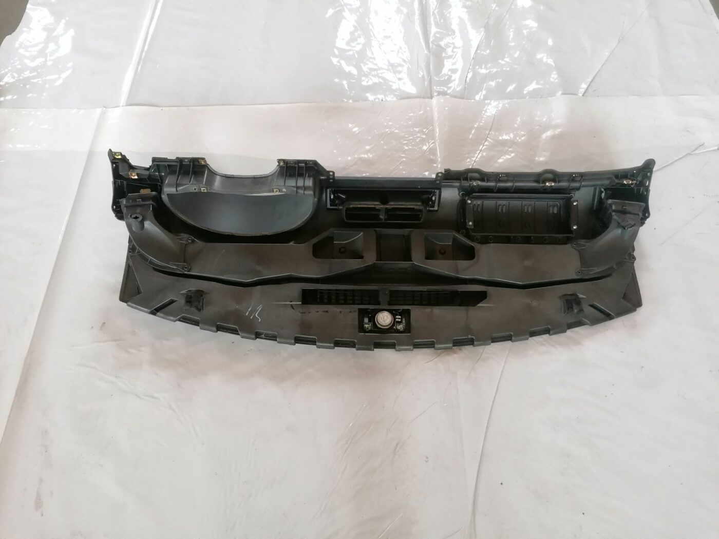 Mērinstrumentu panelis priekš AUDI A4 2001 SEDAN 9 Mērinstrumentu panelis priekš AUDI A4 2001 SEDAN