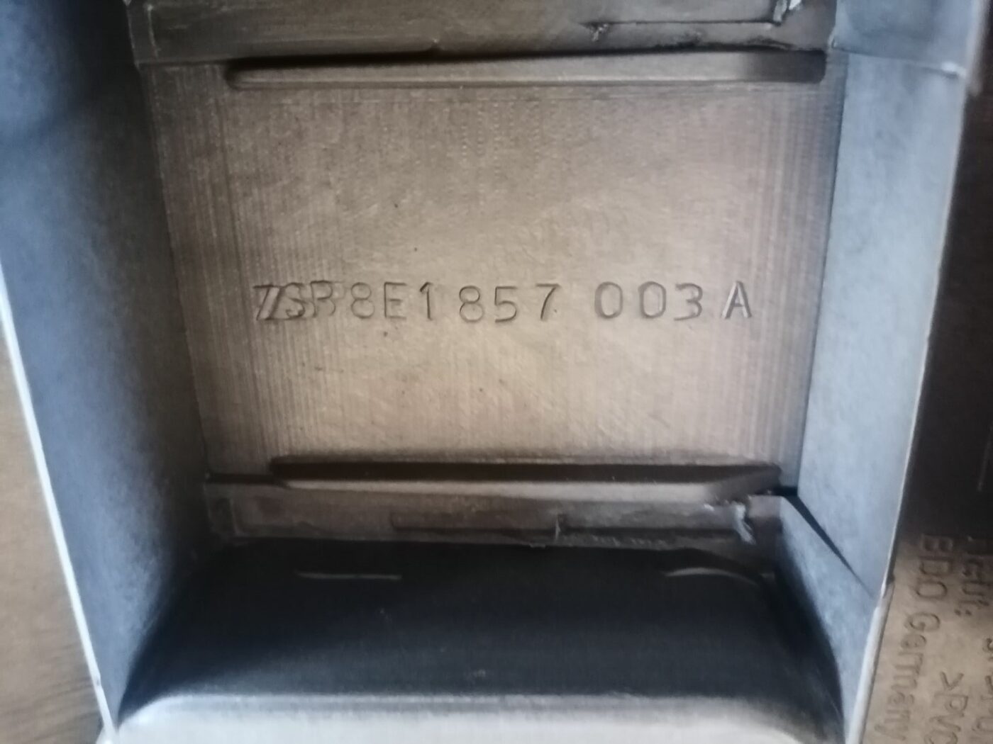 Mērinstrumentu panelis priekš AUDI A4 2001 SEDAN 5 Mērinstrumentu panelis priekš AUDI A4 2001 SEDAN