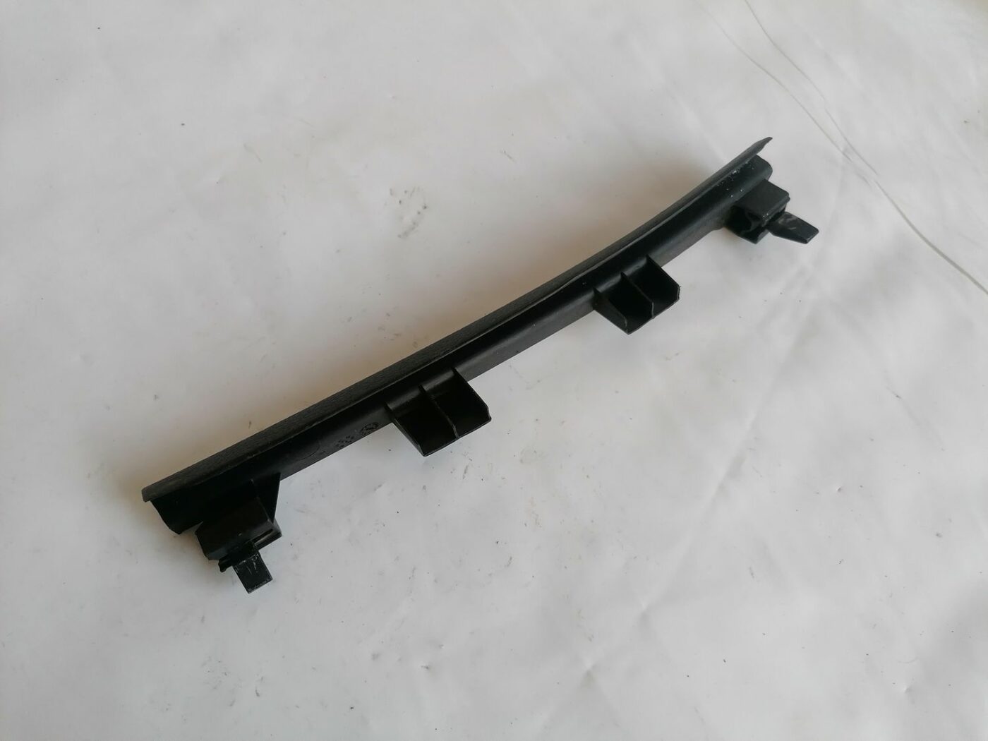 Mērinstrumentu paneļa sānu apdare priekš AUDI A4 2001 SEDAN 4 Mērinstrumentu paneļa sānu apdare priekš AUDI A4 2001 SEDAN