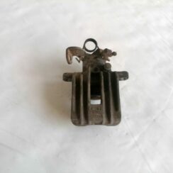 Aizmugurējais labais suports priekš AUDI A4 2001 SEDAN