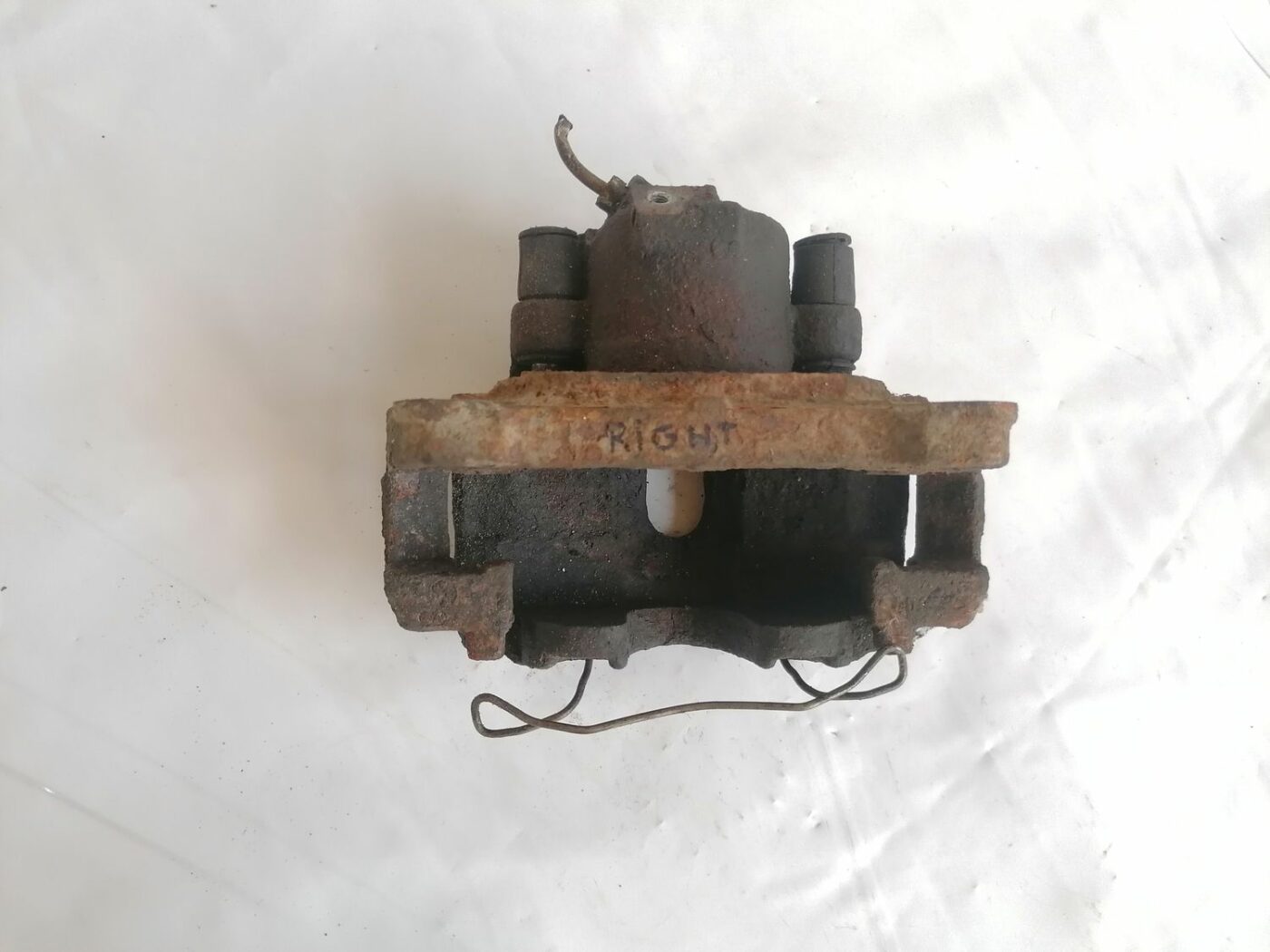 Priekšējais labais suports priekš AUDI A4 2001 SEDAN 2 Priekšējais labais suports priekš AUDI A4 2001 SEDAN