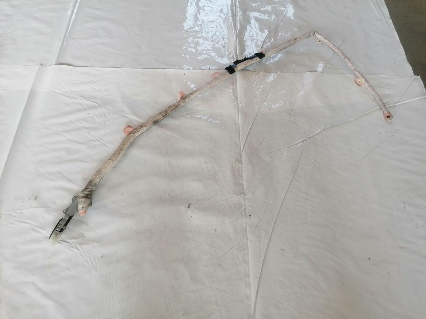 Griestu drošības spilvens, pa labi priekš AUDI A4 2001 SEDAN 1 Griestu drošības spilvens, pa labi priekš AUDI A4 2001 SEDAN