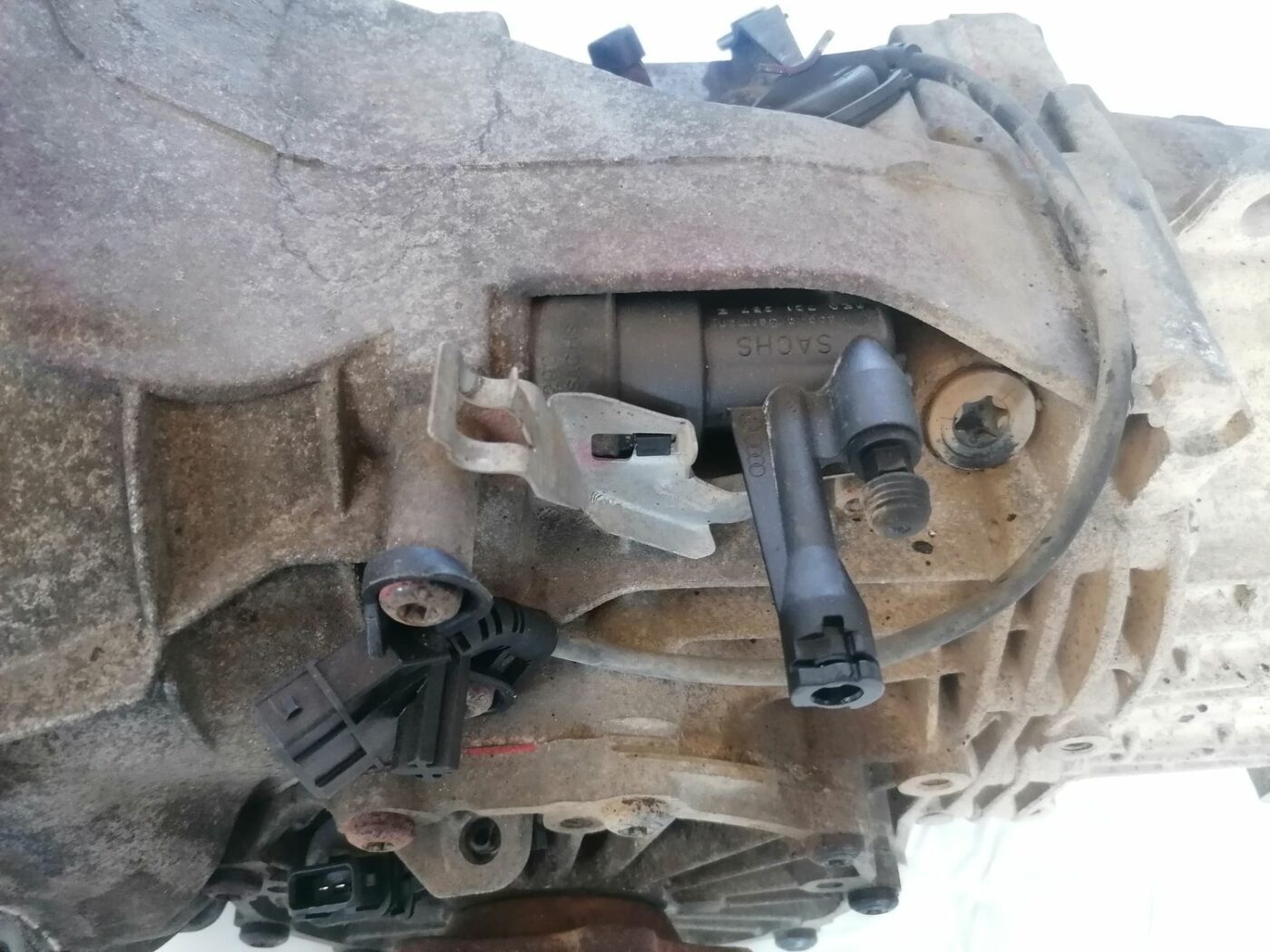 Mehāniska pārnesumkārba priekš AUDI A4 2001 SEDAN 10 Mehāniska pārnesumkārba priekš AUDI A4 2001 SEDAN