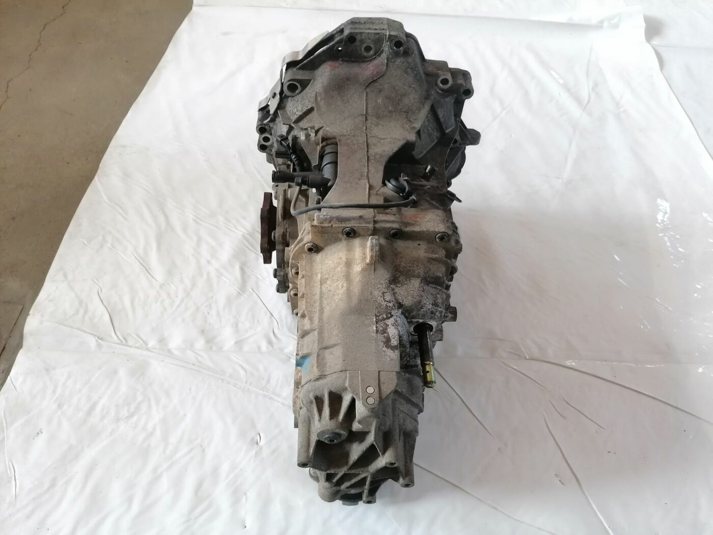 Mehāniska pārnesumkārba priekš AUDI A4 2001 SEDAN 6 Mehāniska pārnesumkārba priekš AUDI A4 2001 SEDAN