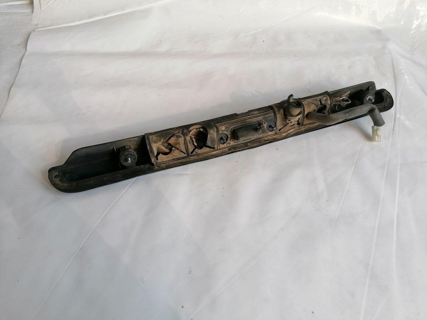 Numura zīmes gaismas uzlika komplektā priekš VOLVO V70 2000 5 Numura zīmes gaismas uzlika komplektā priekš VOLVO V70 2000