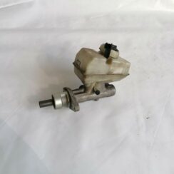 Bremžu pastiprinātāja galvenais cilindrs priekš VOLVO V70 2000