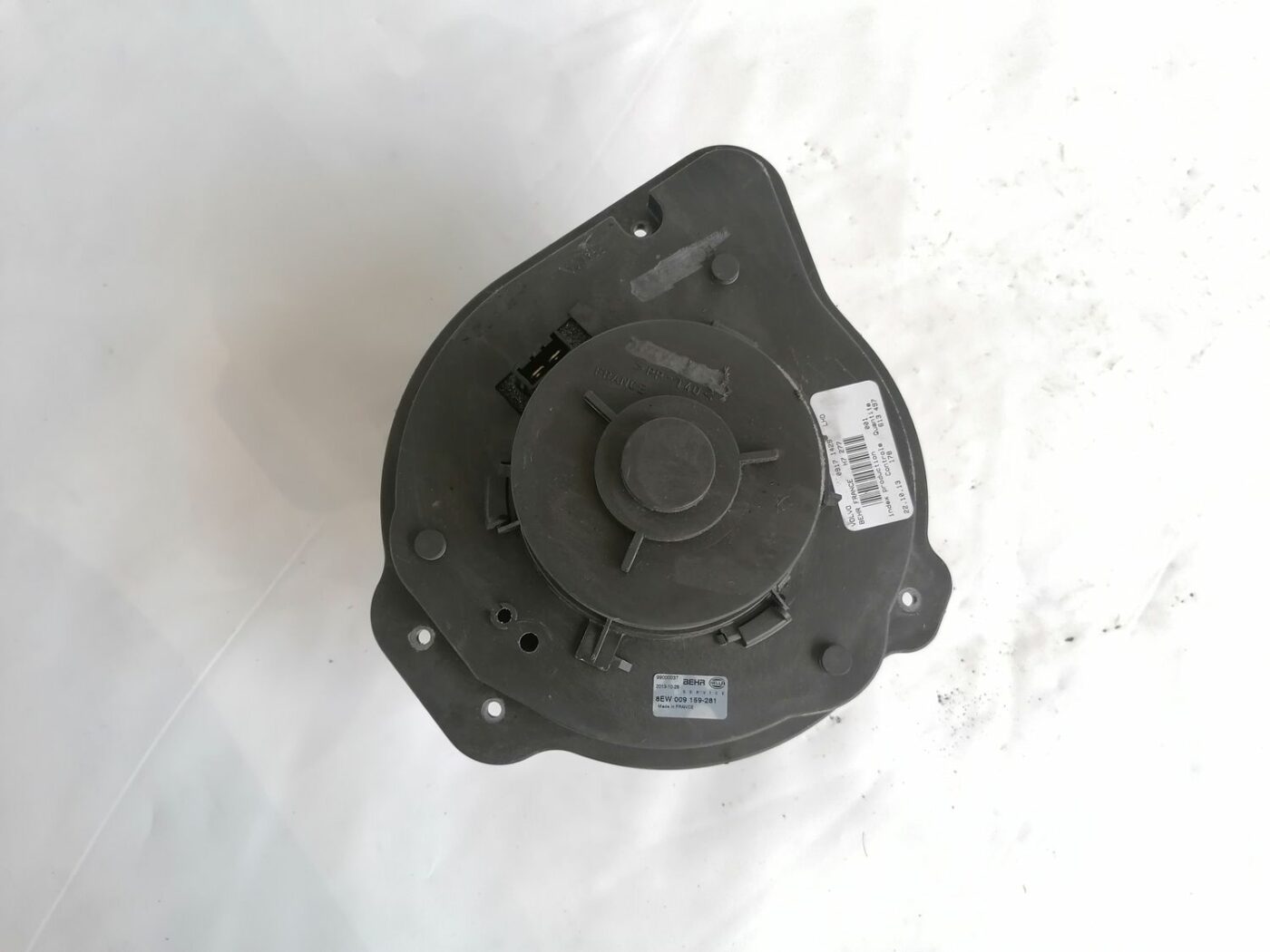 Salona ventilators priekš VOLVO V70 2000